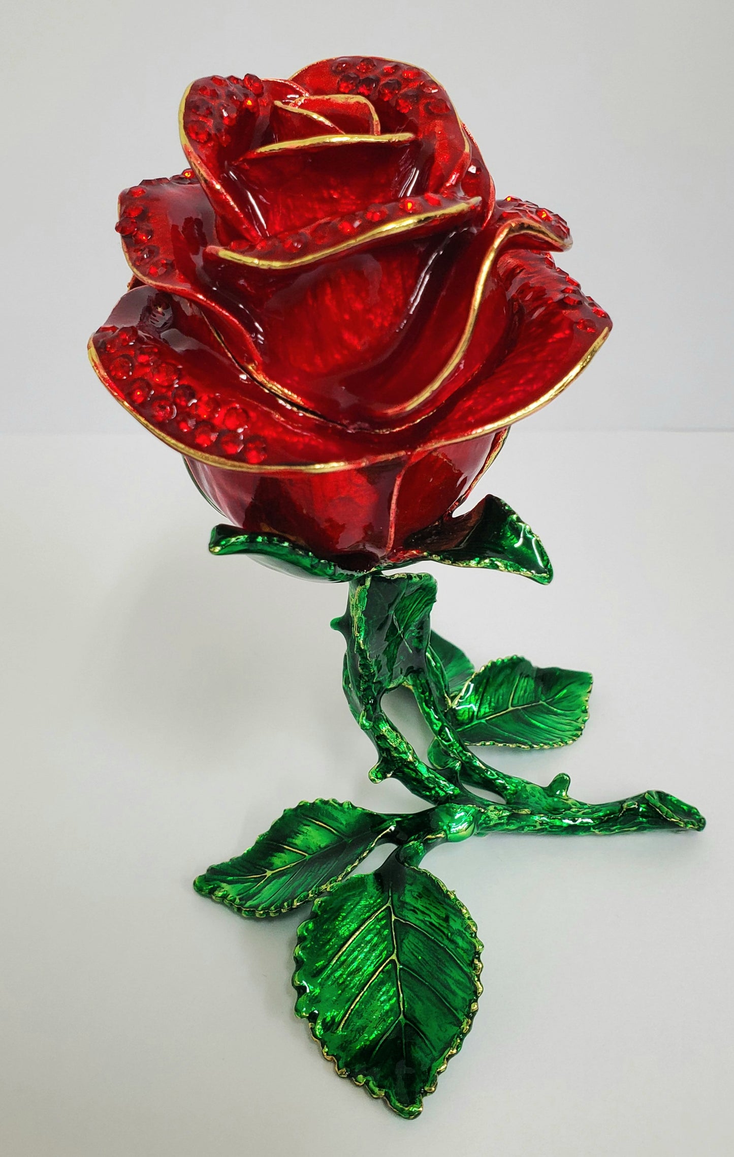 Red Rose Collector Bling Box/Sobriety Chip Holder (with "Bloom" Chip)