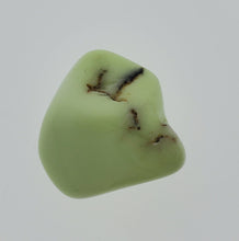 Load image into Gallery viewer, Lemon Chrysoprase
