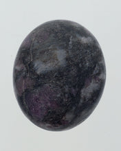 Load image into Gallery viewer, Spinel Matrix Palm Stone
